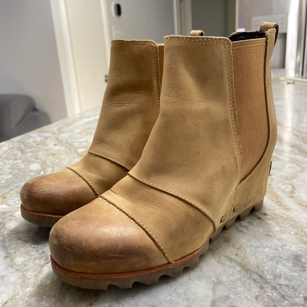 Sorel Lea Wedge Leather Boots Women’s 7.5